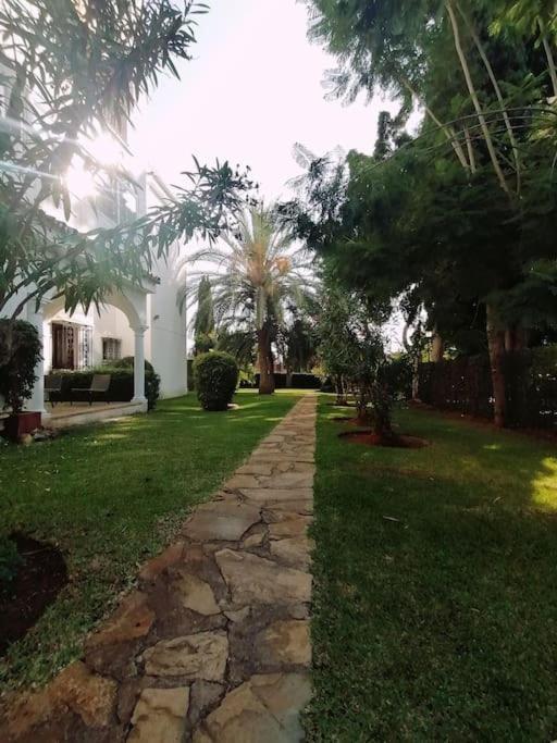 Appartamento Studio Paris Estepona Esterno foto